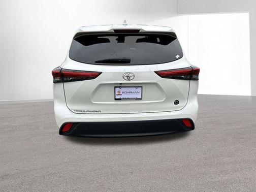 2020 Toyota Highlander L