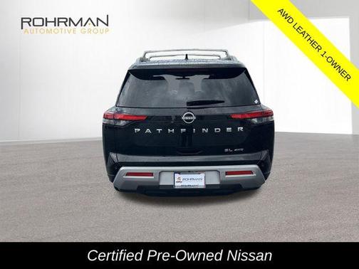 2024 Nissan Pathfinder SL