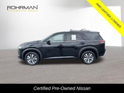 2024 Nissan Pathfinder SL