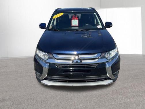 Blue 2016 Mitsubishi Outlander SEL