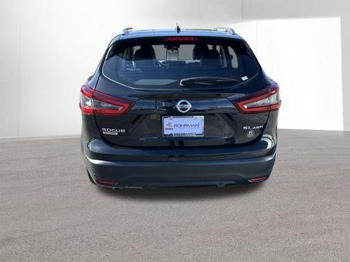 2022 Nissan Rogue Sport SL