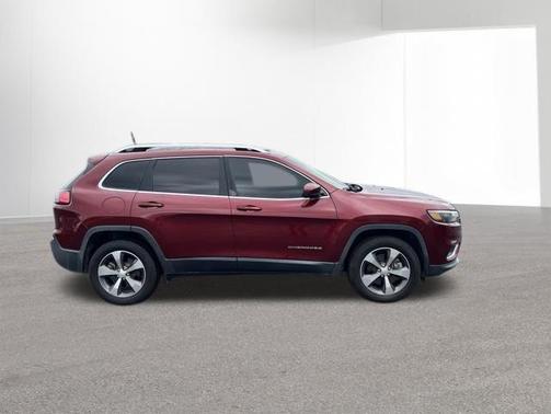 Velvet Red Pearlcoat 2019 Jeep Cherokee Limited