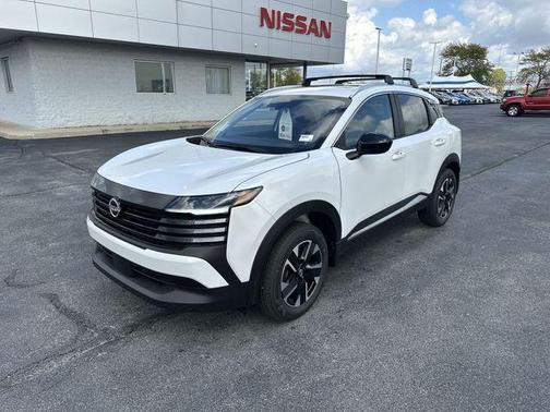 Aspen White Tri 2026 Nissan Kicks SV