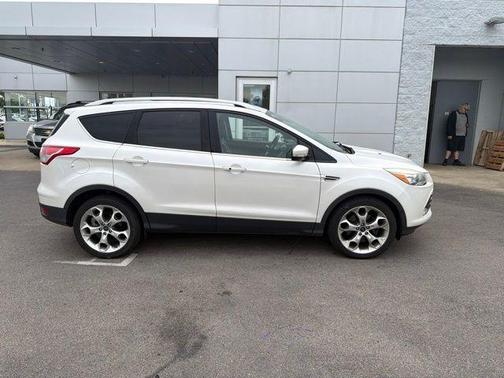 Oxford White 2015 Ford Escape Titanium