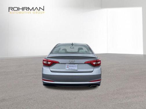 2017 Hyundai SONATA SE