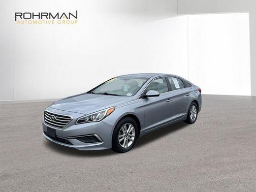 2017 Hyundai SONATA SE