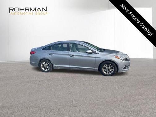 2017 Hyundai SONATA SE