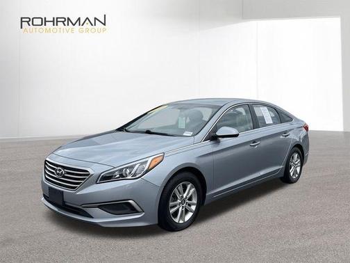 2017 Hyundai SONATA SE