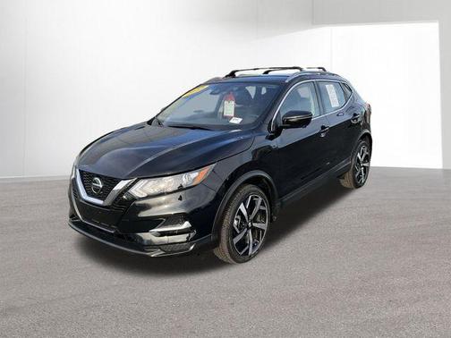 2022 Nissan Rogue Sport SL