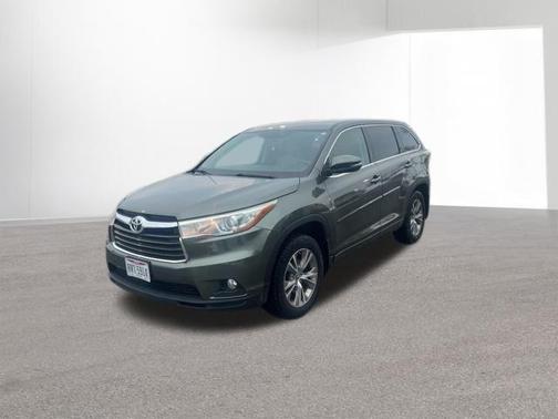 2016 Toyota Highlander LE