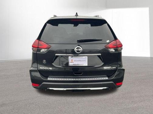 2020 Nissan Rogue S
