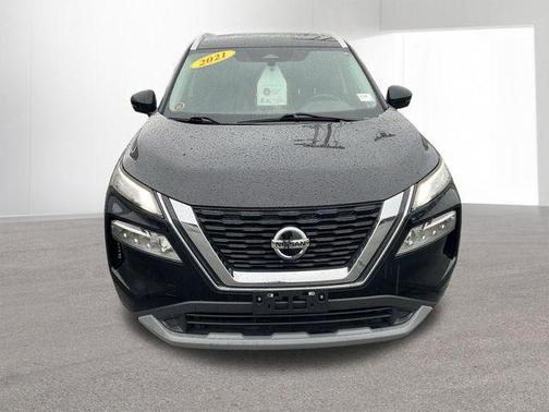 Black 2021 Nissan Rogue SV