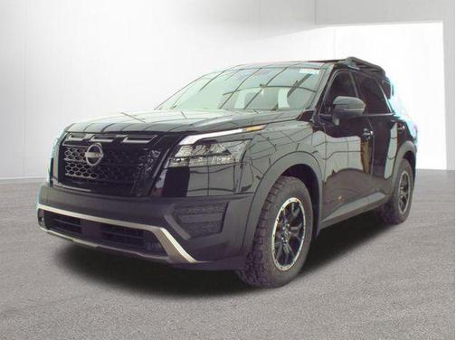 Black 2024 Nissan Pathfinder Rock Creek