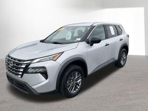 Brilliant Silver Metallic 2024 Nissan Rogue S