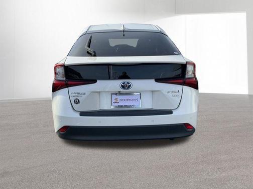 2019 Toyota Prius XLE
