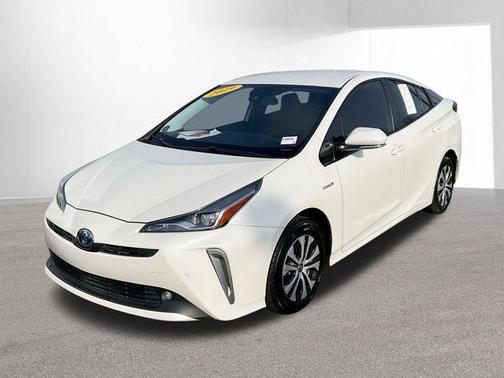 2019 Toyota Prius XLE