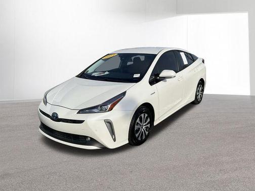 2019 Toyota Prius XLE