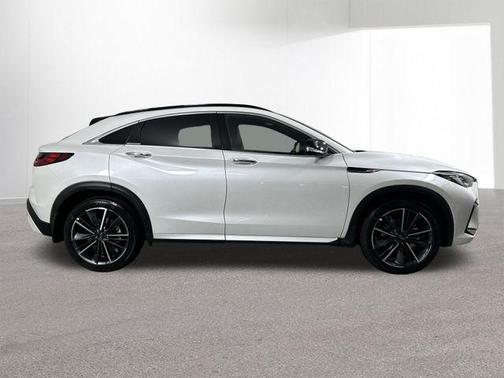 2025 INFINITI QX55 LUXE
