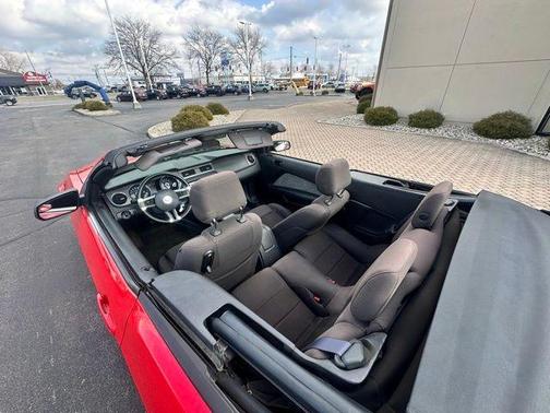 2013 Ford Mustang V6