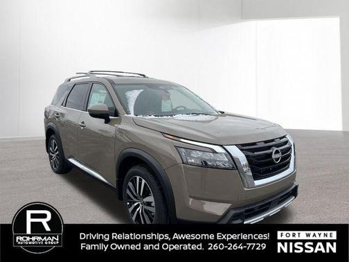 2025 Nissan Pathfinder Platinum