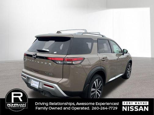 2025 Nissan Pathfinder Platinum