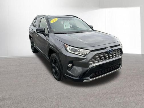 2019 Toyota RAV4 Hybrid XSE