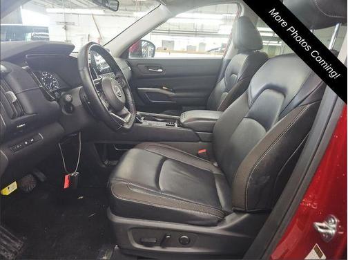 Scarlet Ember 2024 Nissan Pathfinder SL