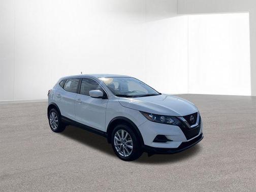 2022 Nissan Rogue Sport S