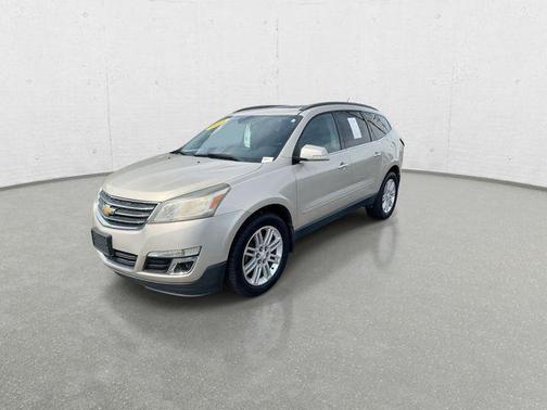 Champagne Silver 2014 Chevrolet Traverse 1LT
