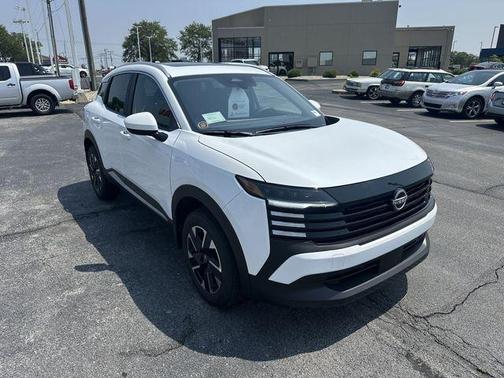 2025 Nissan Kicks SV