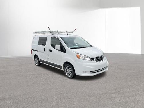 Cloud White 2017 Nissan NV200 SV