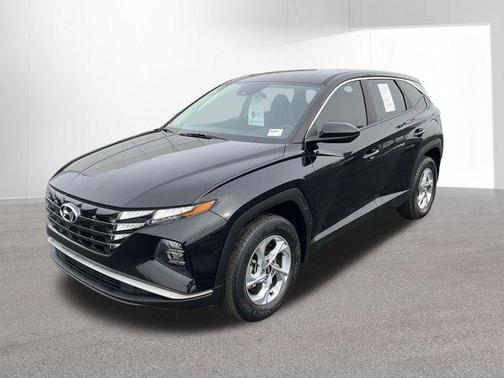 2023 Hyundai TUCSON SE