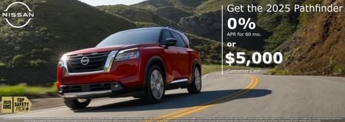 2025 Nissan Pathfinder SV