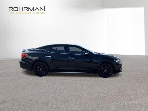 2017 Nissan Maxima 3.5 SR