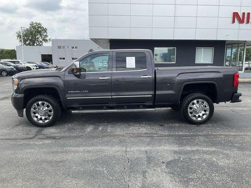 Iridium Metallic 2016 GMC Sierra 2500 Denali