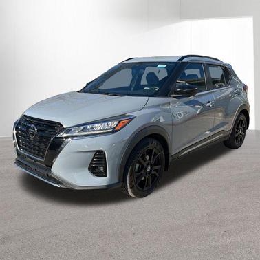 2021 Nissan Kicks SR
