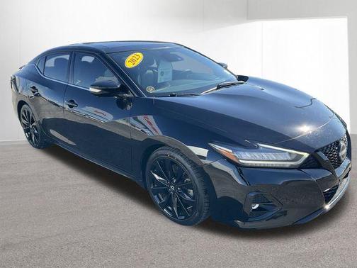 2023 Nissan Maxima SR