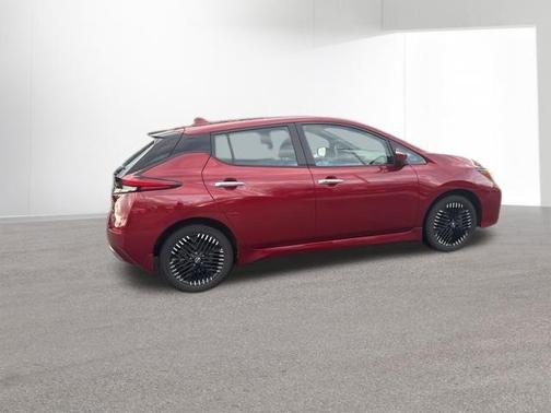 2025 Nissan Leaf SV PLUS