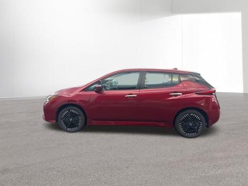 2025 Nissan Leaf SV PLUS