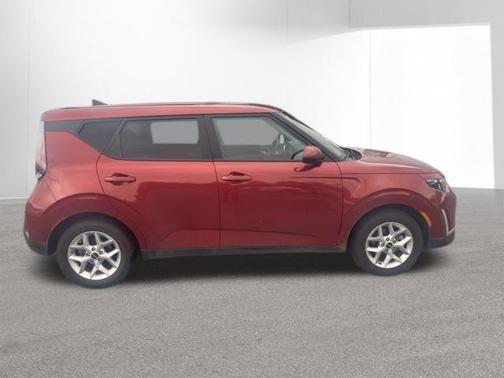 Mars Orange 2025 Kia Soul LX