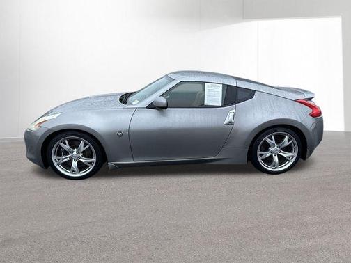 2009 Nissan 370Z Touring