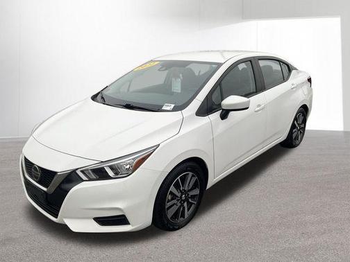 2022 Nissan Versa 1.6 SV