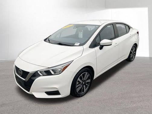 2022 Nissan Versa 1.6 SV