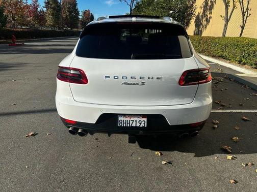 2017 Porsche Macan S