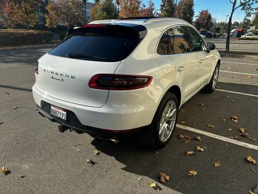 2017 Porsche Macan S