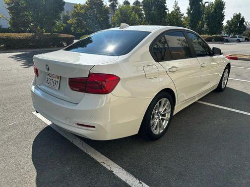 2017 BMW 320 i