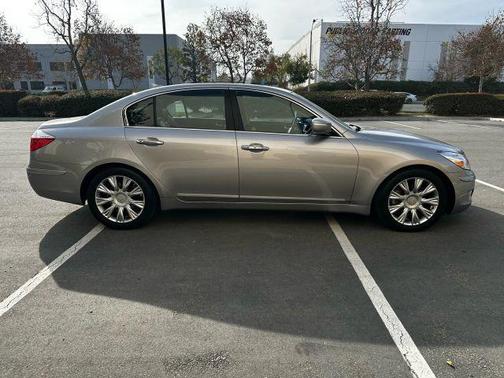 2010 Hyundai Genesis 3.8