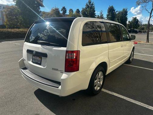 2010 Dodge Grand Caravan SE
