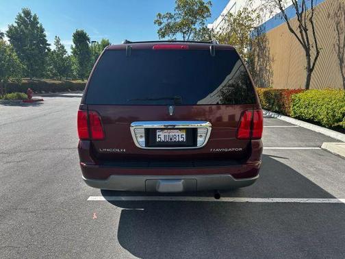 2003 Lincoln Navigator