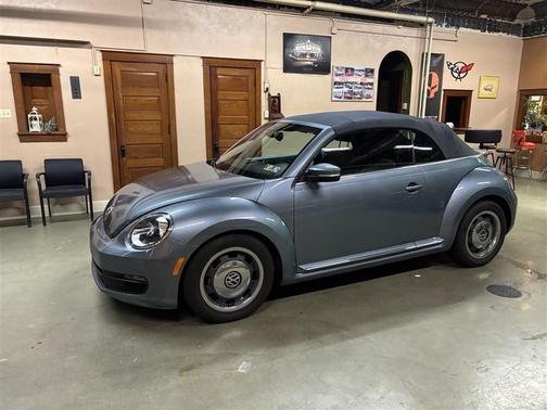 2016 Volkswagen Beetle 1.8T Denim